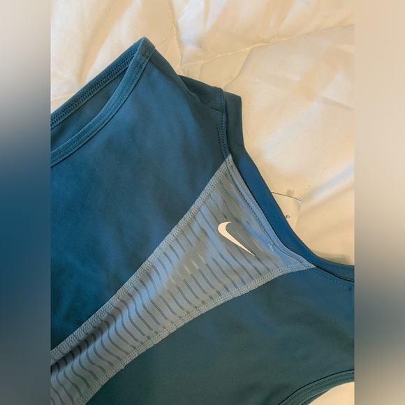 Women's Nike Pro Dri-Fit Cropped Tight Fit 1/2 Zip Training Tank Top - Picture 3 of 3